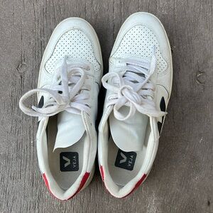 Women’s Veja Sneakers